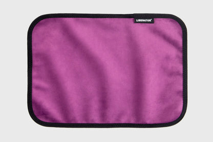 Fascinator Splashproof Throws, Bedroom Furniture by Liberator – shown in product photo 