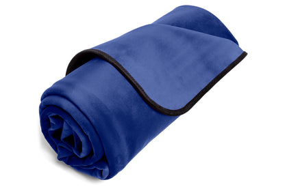 Fascinator Splashproof Throws, Bedroom Furniture by Liberator – shown in product photo 